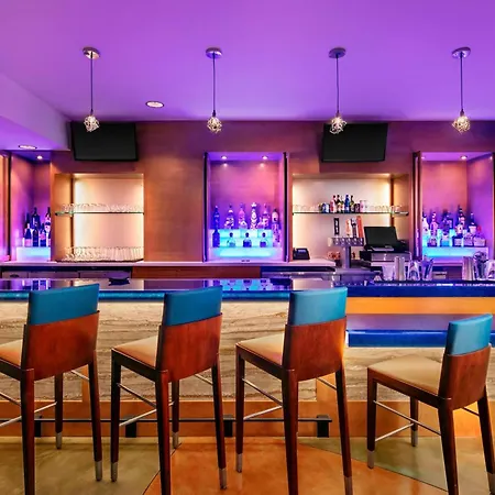 Towneplace Suites By Marriott San Diego Downtown
